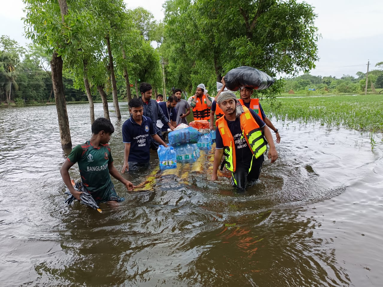 মৃতের সংখ্যা বেড়ে ৩১, বন্যা পরিস্থিতির আরও উন্নতি