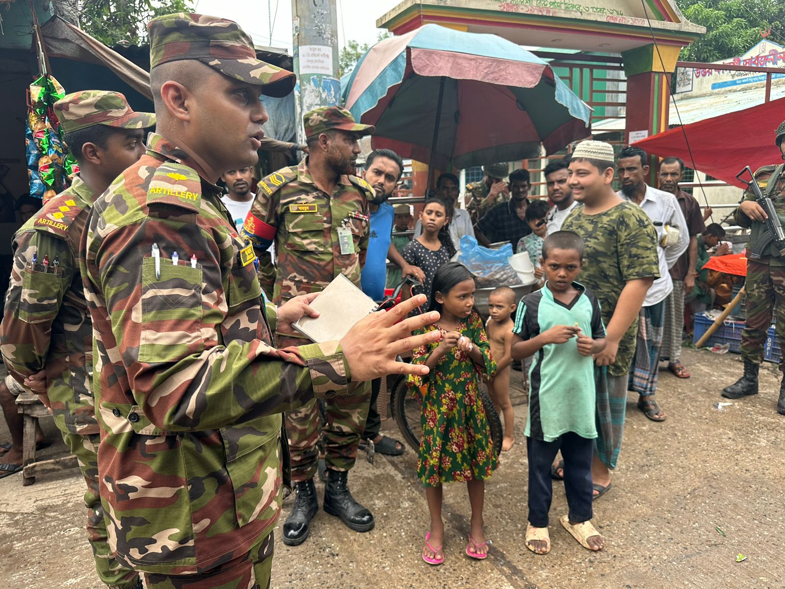এক নির্ভীক সাহসী ও মানবিক সেনার গল্প