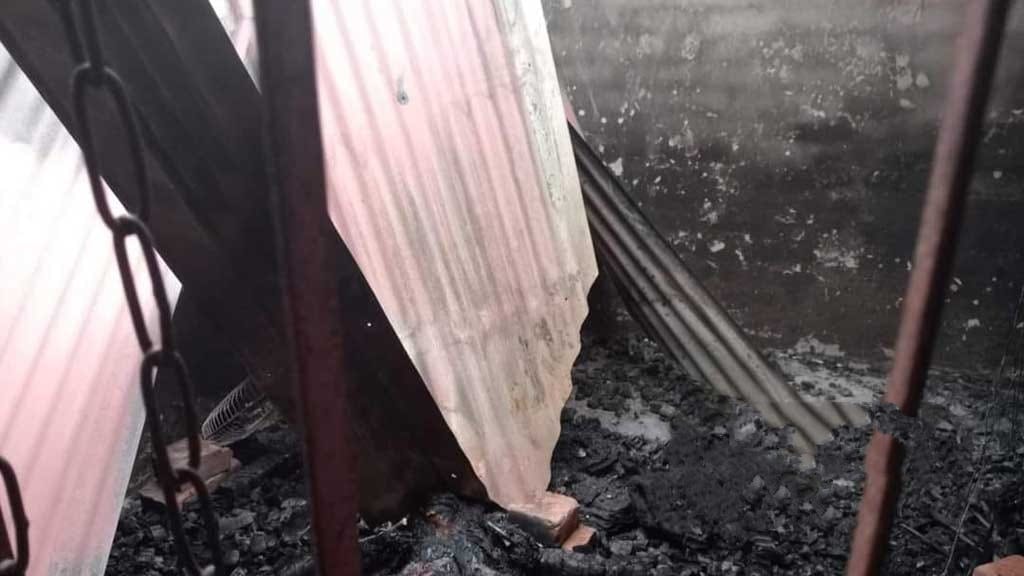 আগুনে এক পরিবারের ৬ জনের মৃত্যু