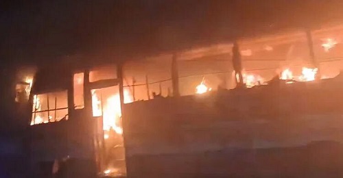 গাজীপুরে সড়ক দুর্ঘটনায় যুবকের মৃত্যু, তিন বাসে আগুন