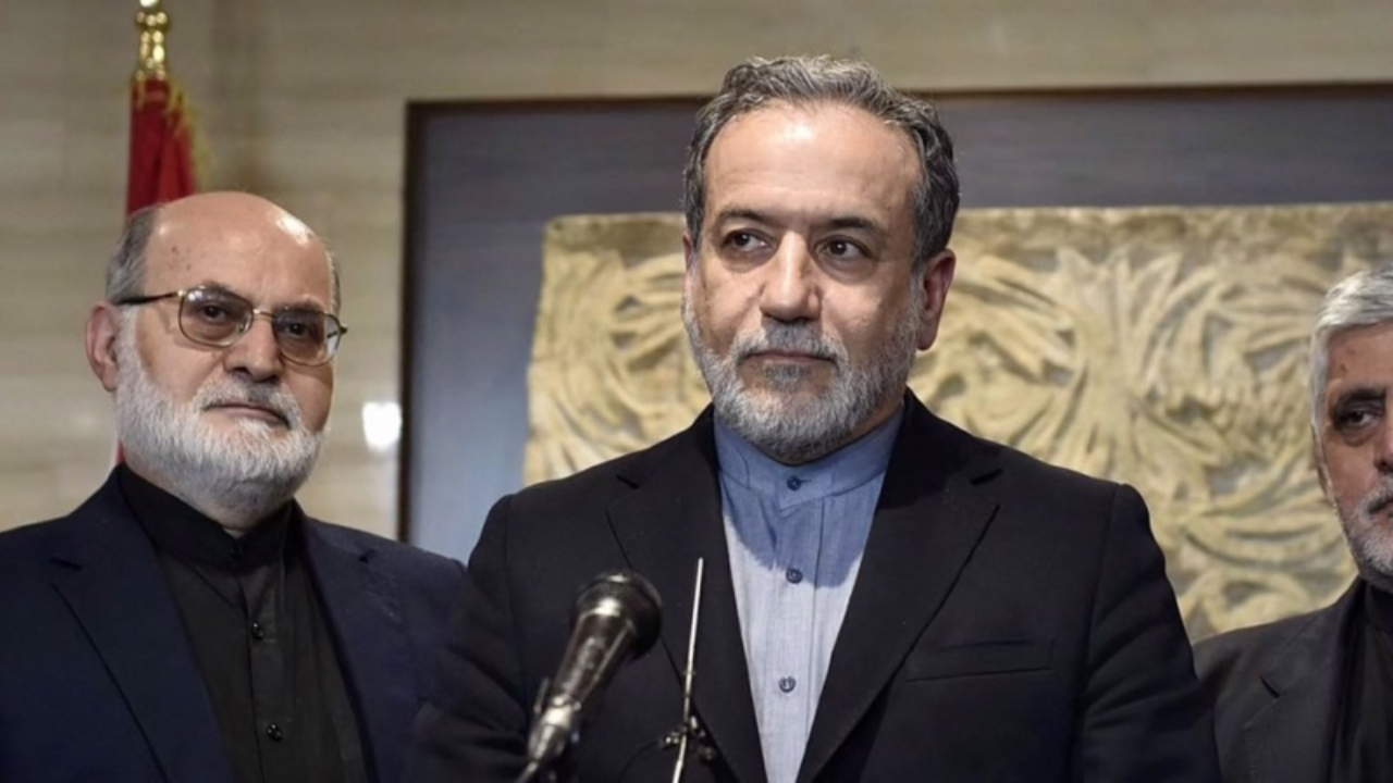 ইরানের অবকাঠামোতে আঘাত হানলে পাল্টা জবাব হবে কড়া