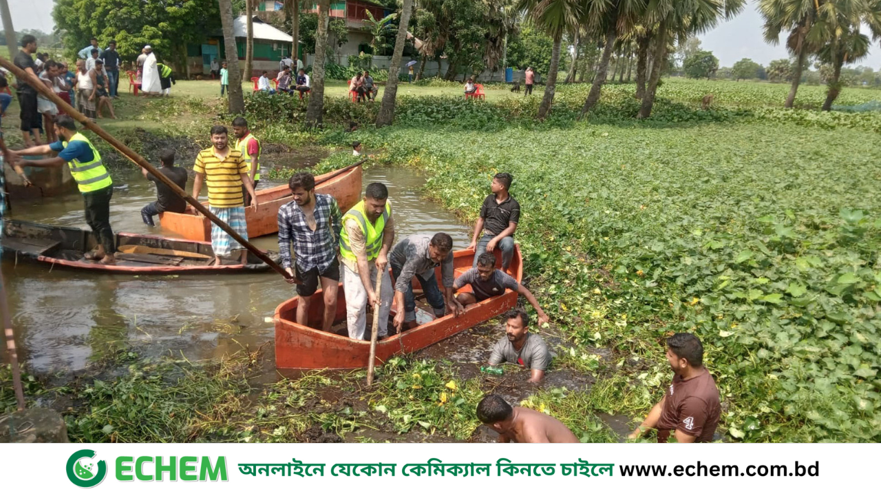 স্বেচ্ছাশ্রমে কুচুরিপানা পরিস্কার করলো কনকাপৈত উন্নয়ন ফোরামের স্বেচ্ছাসেবীরা