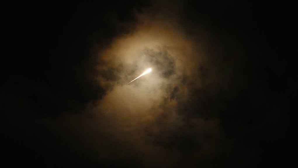 রাতভর ইসরায়েলে ক্ষেপণাস্ত্র হামলা হিজবুল্লাহর