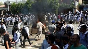 পাকিস্তানে ধর্ষণের ঘটনায় শিক্ষার্থীদের বিক্ষোভ, নিহত ১