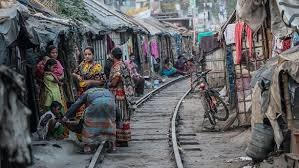 বাংলাদেশে ৪ কোটি ১৭ লাখ মানুষ অতি দরিদ্র, কমেছে হার