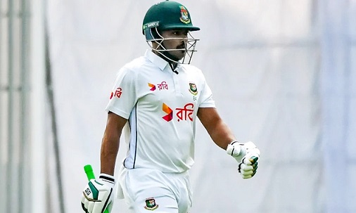 ১১ বলে ৪ উইকেটের পতন বাংলাদেশর