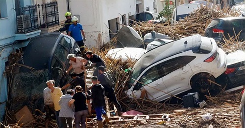 স্পেনে আকস্মিক বন্যা, মৃতের সংখ্যা দেড়শ ছাড়ালো