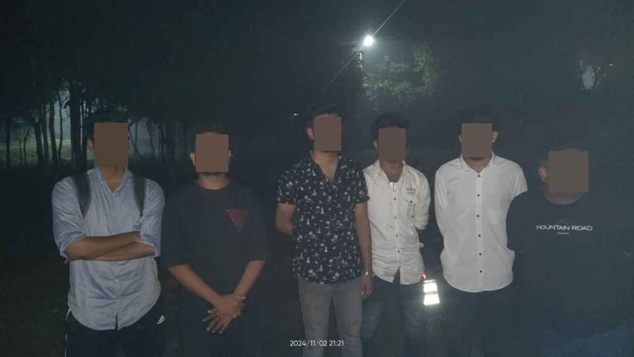 বেরোবিতে প্রক্টরিয়াল বডির অভিযান, আটক ১২