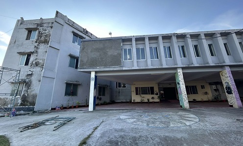 কুবিতে শিক্ষার্থীদের আবেদনের প্রেক্ষিতে সরলো শেখ হাসিনার ম্যুরাল