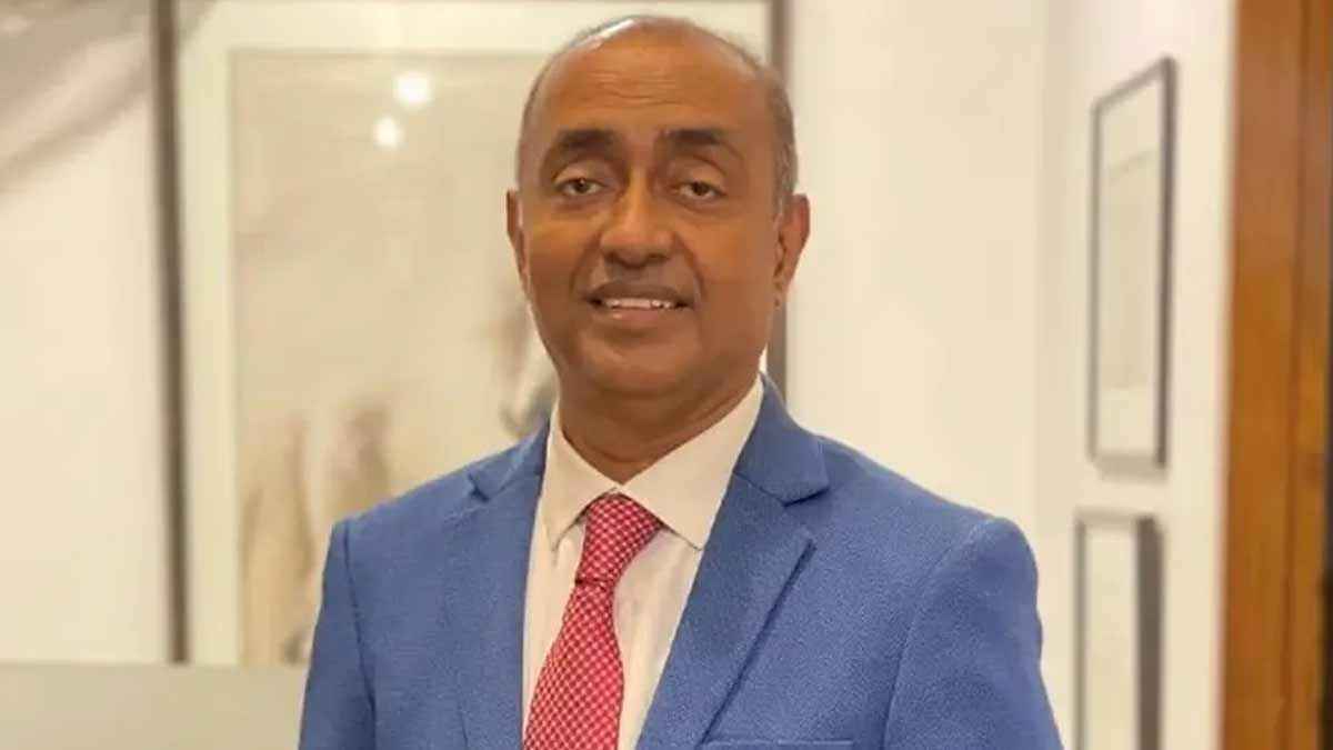 সংবিধান থেকে জাতির পিতা ও বাঙালি জাতীয়তাবাদ বাতিল চাই: অ্যাটর্নি জেনারেল