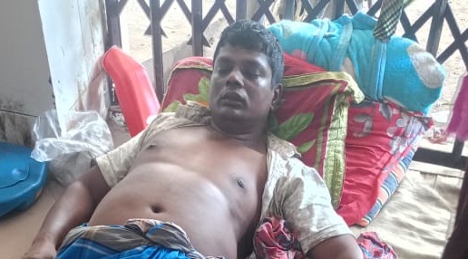 ফরিদপুরে হামলার শিকার হয়েও মুখ খুলতে পারছেনা বেড়াদির অনেক পরিবার