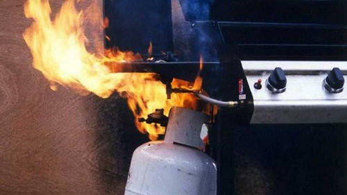 মিরপুরে গ্যাস সিলিন্ডার বিস্ফোরণে দগ্ধ ৭