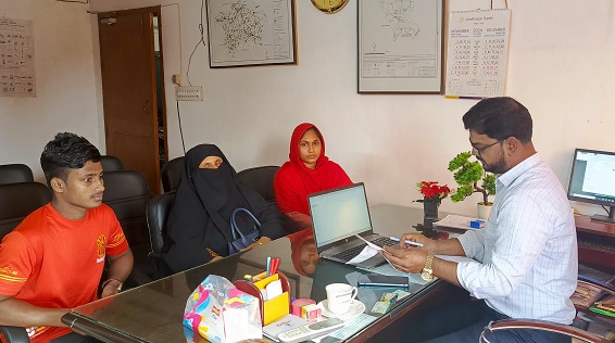 সালথায় ভোগান্তি ছাড়াই মিলছে এনআইডি সেবা