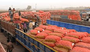 পৌনে এক ঘন্টা বন্ধ ছিল হিলি স্থলবন্দর