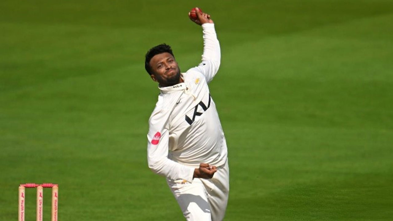 আন্তর্জাতিক ক্রিকেটেও নিষিদ্ধ হচ্ছে সাকিবের বোলিং?