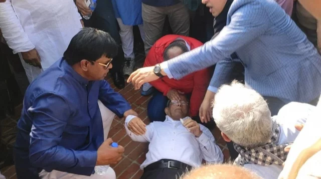 হাসপাতাল থেকে বাসায় ফিরলেন মির্জা ফখরুল