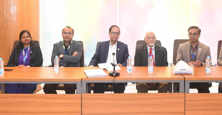 কয়েদিনের মধ্যেই শিক্ষা কমিশন দেবে সরকার