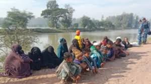 ভাসানচর থেকে পালিয়ে আসা ২৪ রোহিঙ্গা আটক