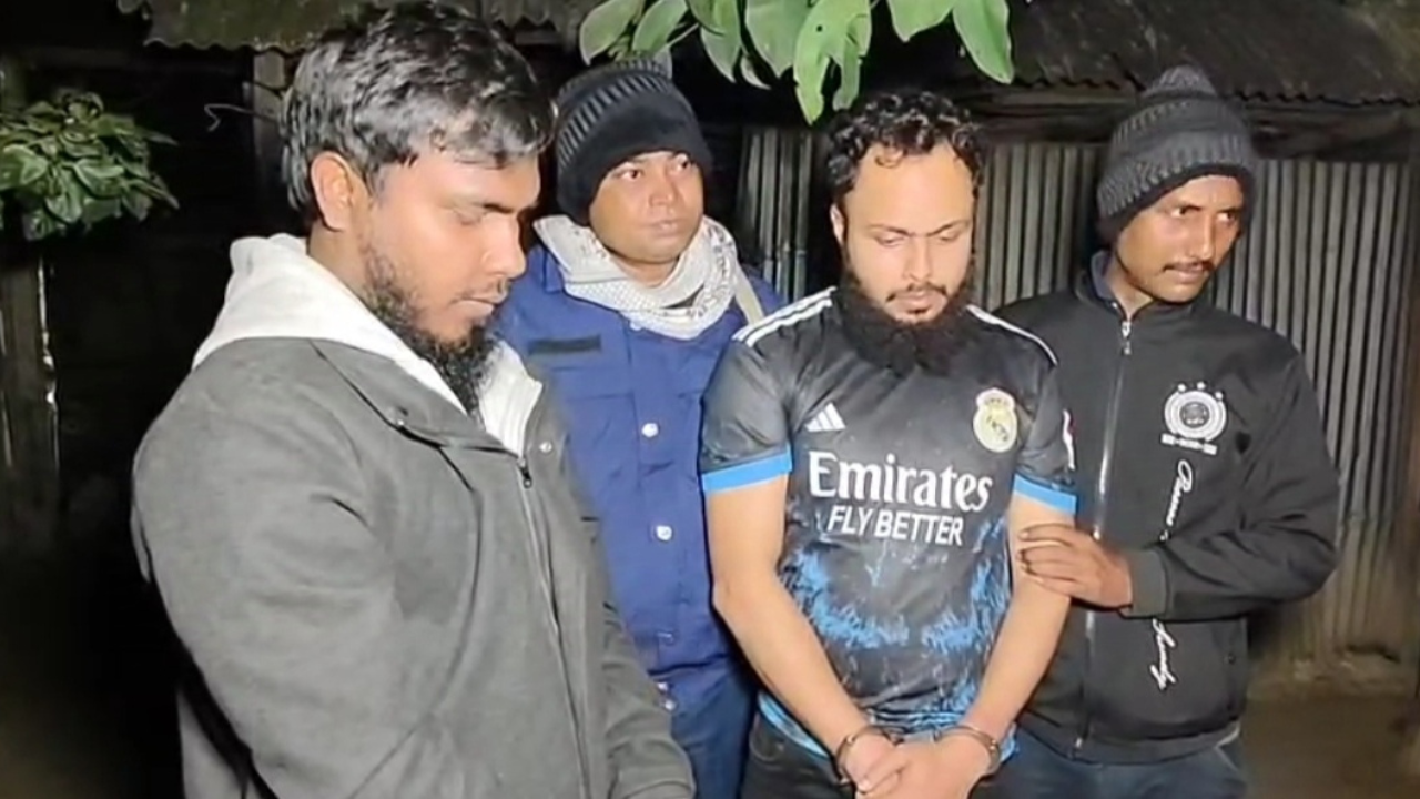 ফরিদপুরে বিদেশি পিস্তলসহ দুই সন্ত্রাসী আটক