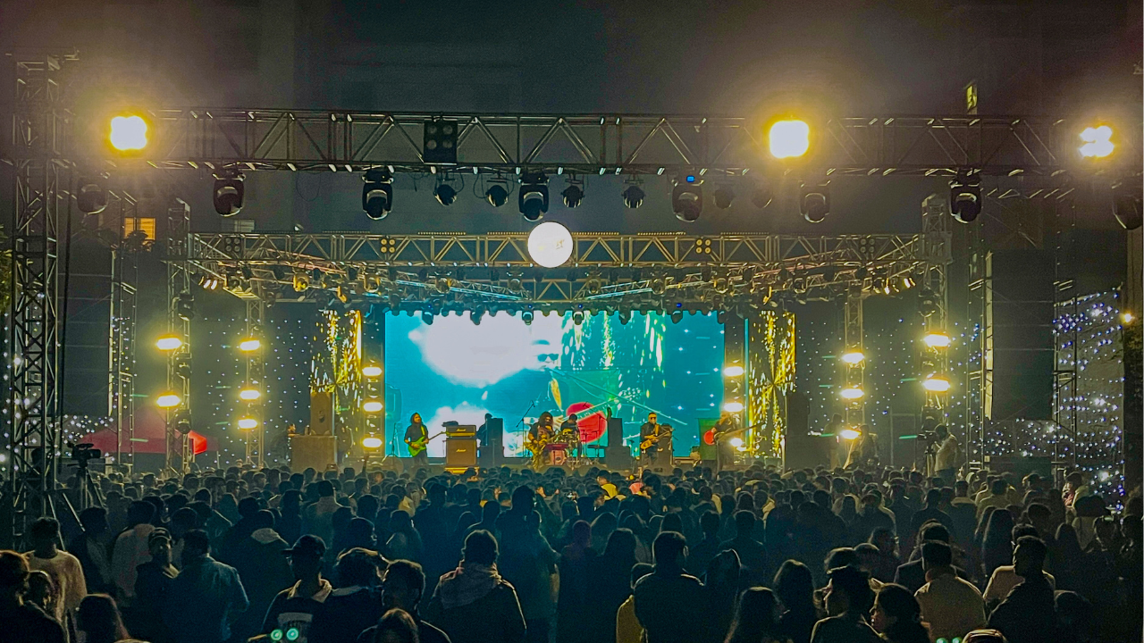 আর্টসেল ও অ্যাভয়েডরাফার অনন্য পরিবেশনায় গ্লেনরিচ উত্তরা রকফেস্ট অনুষ্ঠিত