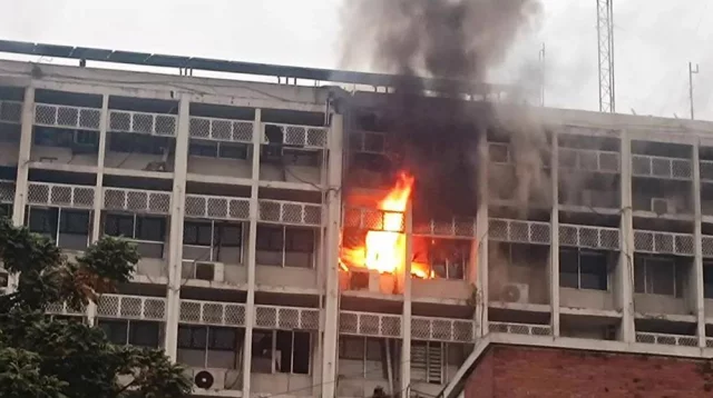 সচিবালয়ে আগুন: প্রাথমিক প্রতিবেদন জমা আজ