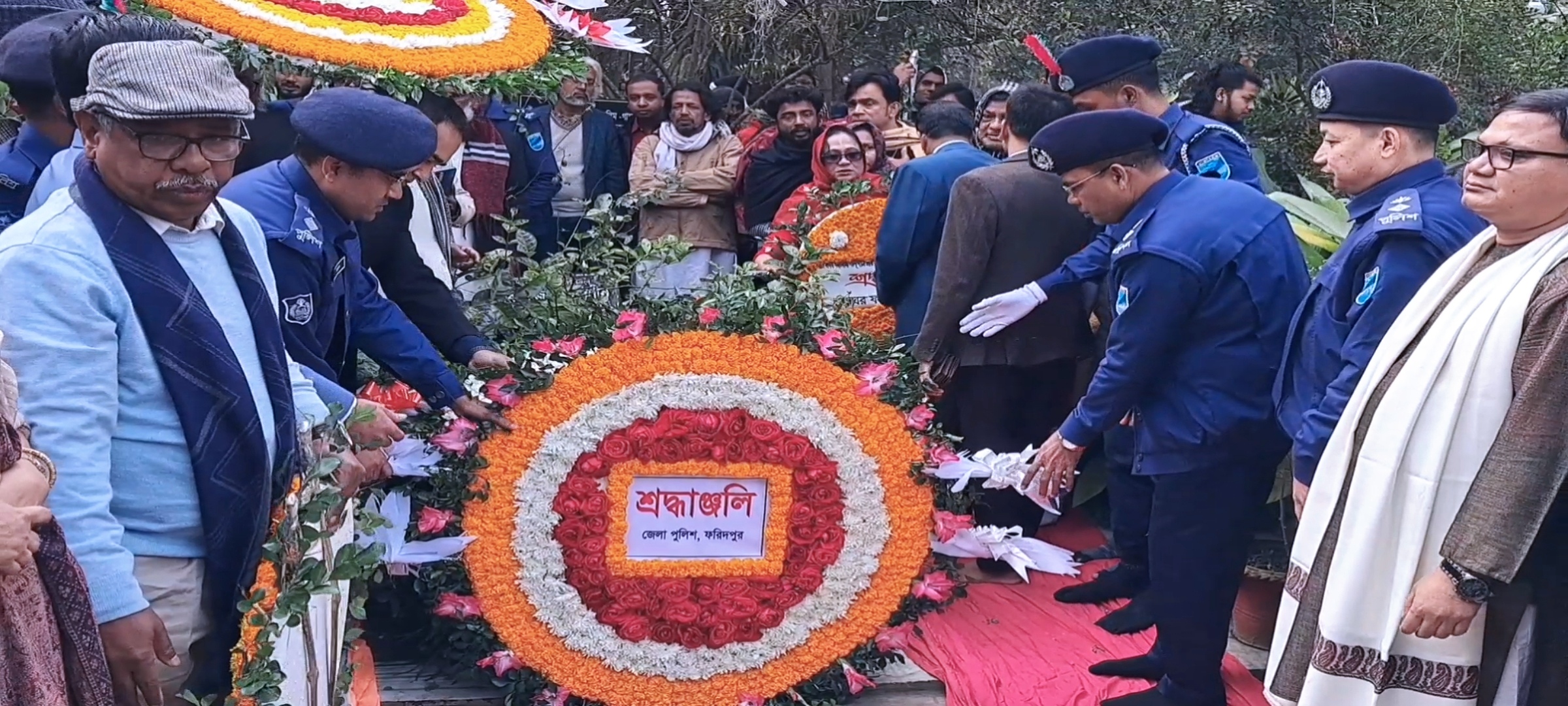 ফরিদপুরে নানা আয়োজনে পল্লীকবি জসীম উদদীনের ১২২তম জন্মবার্ষিকী পালিত