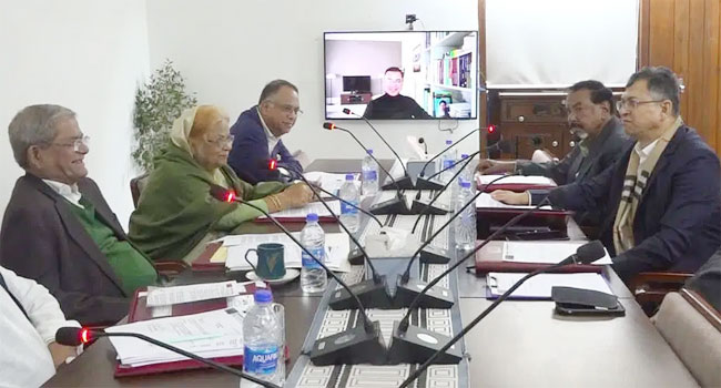 চলতি বছরের মাঝামাঝিতে জাতীয় নির্বাচেনর দাবি