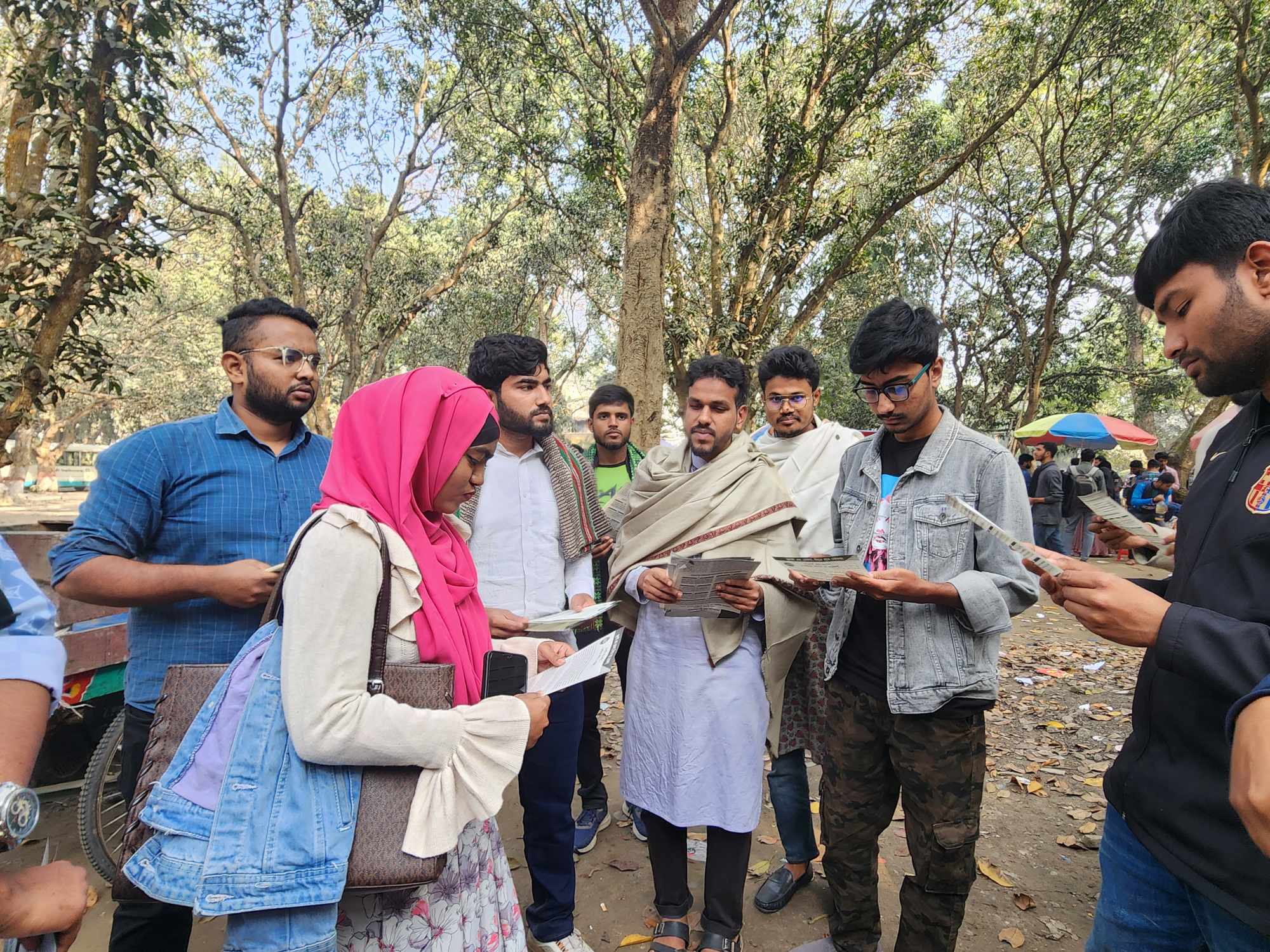 জুলাই বিপ্লবের ঘোষণাপত্রের দাবিতে ইবিতে গণসংযোগ ও লিফলেট বিতরণ