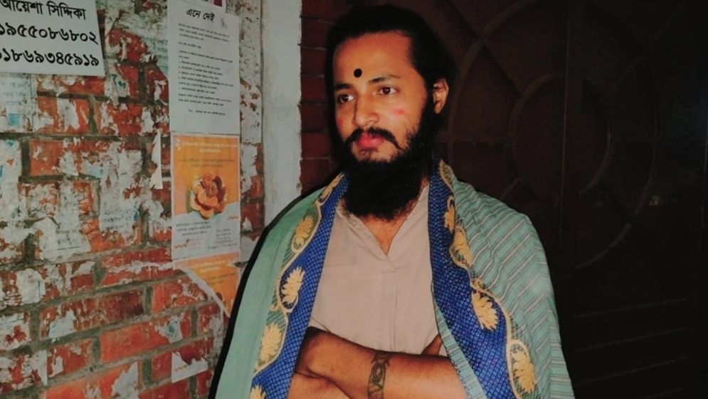 বহিরাগত যুবক আটক জাবির ছাত্রী হল থেকে