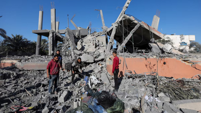 গাজায় ধ্বংসস্তূপের নিচে ১০ হাজার মরদেহ থাকতে পারে