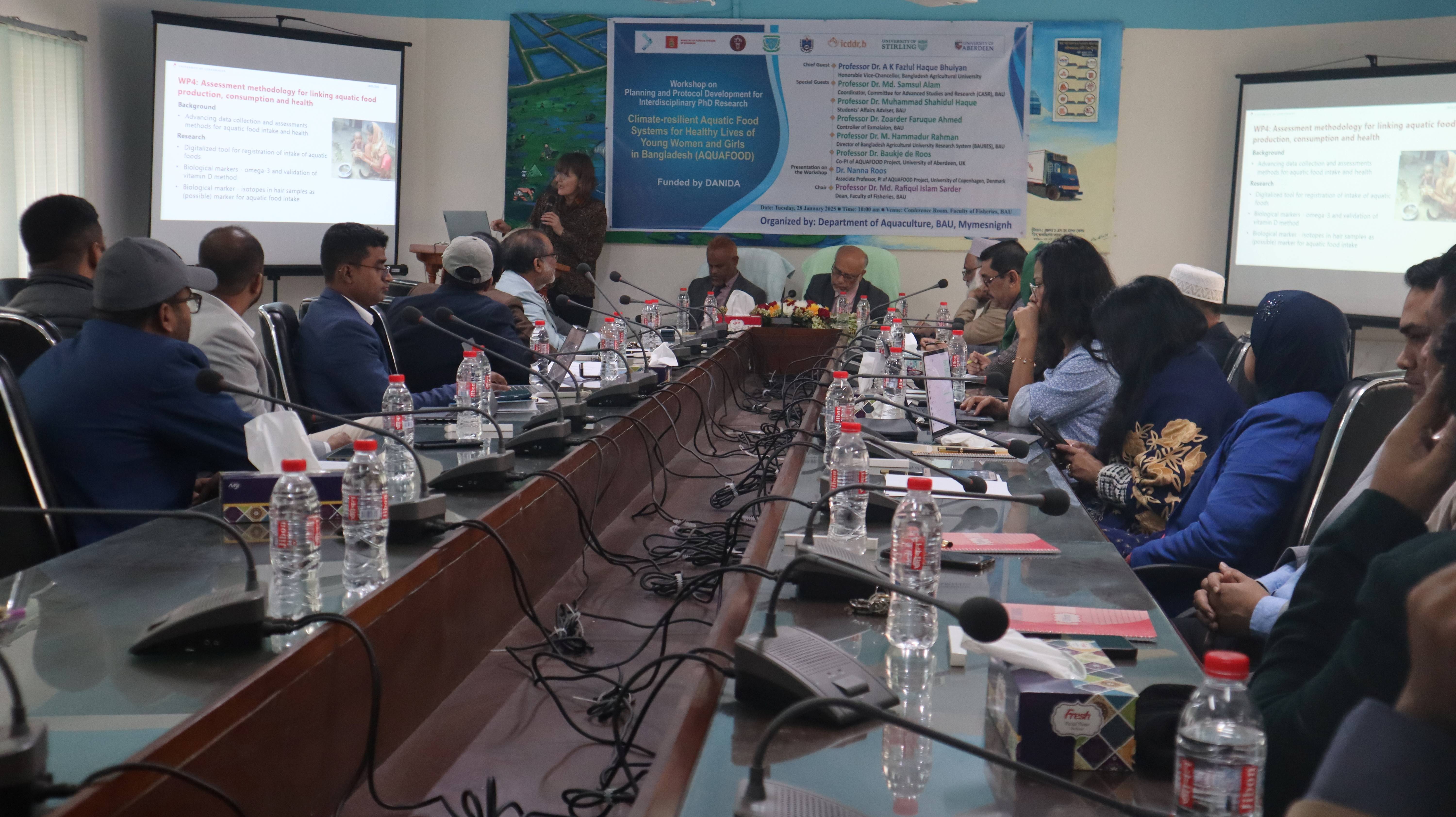 বাকৃবিতে পাঁচ দিনব্যাপী ইন্টারডিসিপ্লিনারি পিএইচডি গবেষণা পরিকল্পনা ও প্রোটোকল তৈরির কর্মশালা শুরু