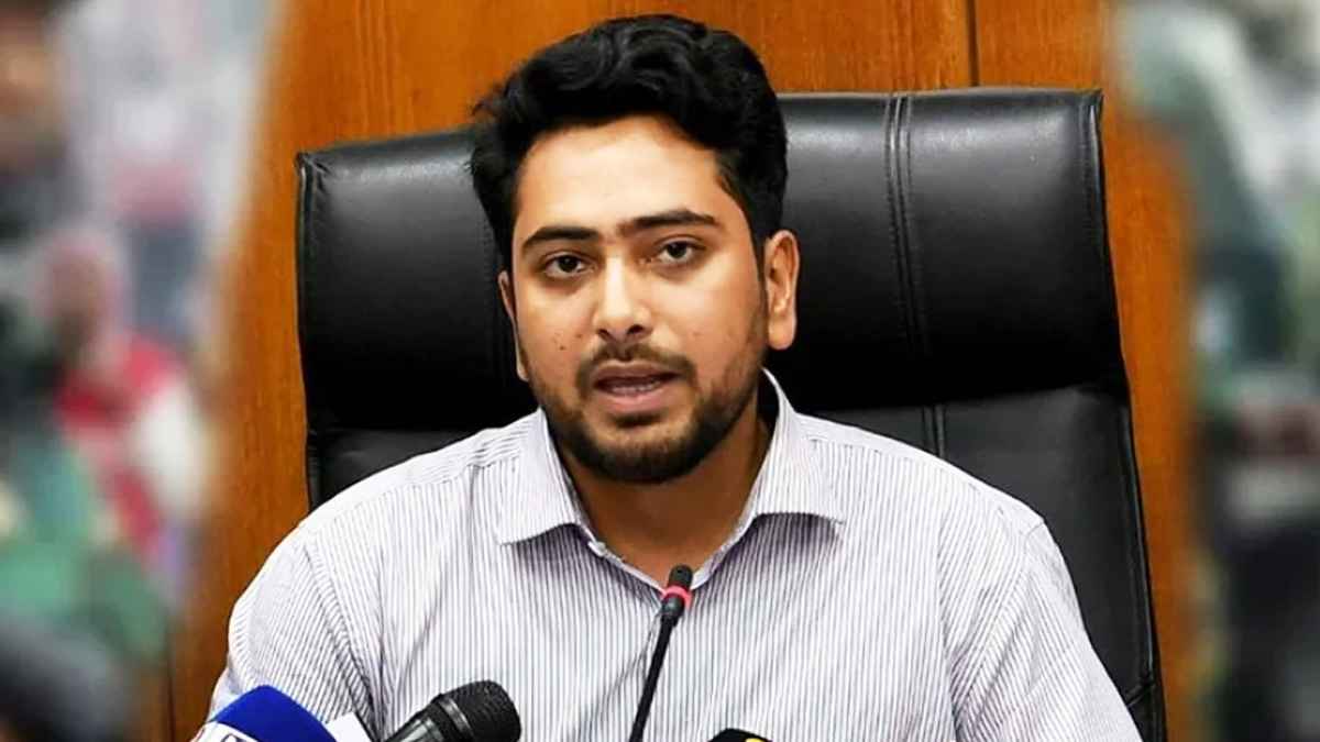 রাজনৈতিক দল গঠন ও পদত্যাগের ব্যাপারে এখনো সিদ্ধান্ত হয়নি: নাহিদ ইসলাম