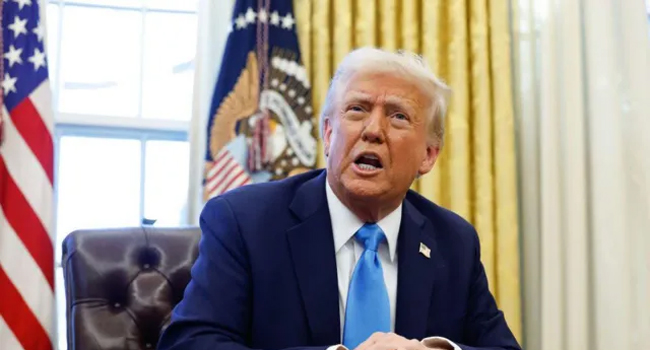 আইসিসির বিরুদ্ধে নিষেধাজ্ঞা জারি ট্রাম্পের