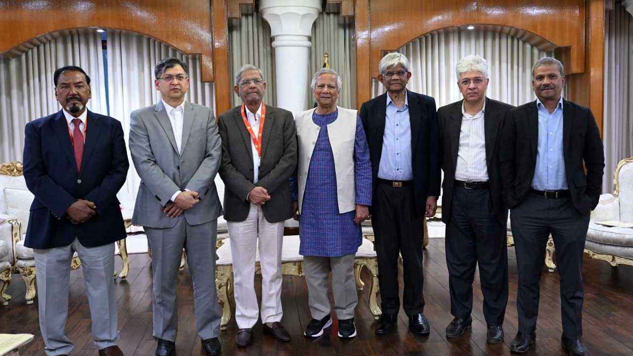 সরকার ডিসেম্বরের মধ্যে নির্বাচনের প্রস্তুতি নিচ্ছে: ফখরুল