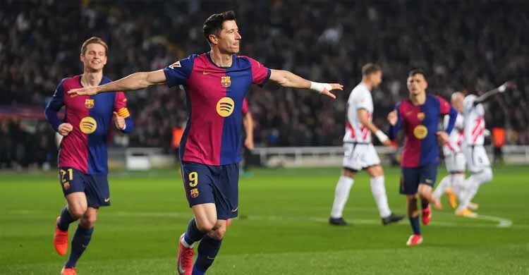 কষ্টার্জিত জয়ে রিয়ালকে টপকে শীর্ষে বার্সেলোনা