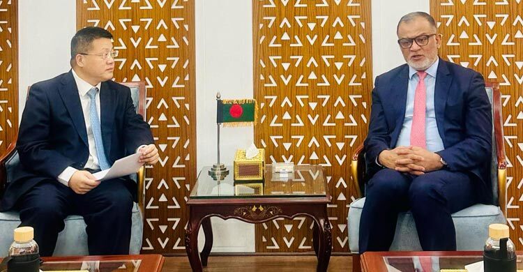 বাংলাদেশ থেকে এক হাজার টন ইলিশ নিতে চায় চীন