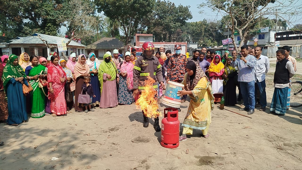 ফুলবাড়ীতে জাতীয় দুর্যোগ প্রস্তুতি দিবস পালিত