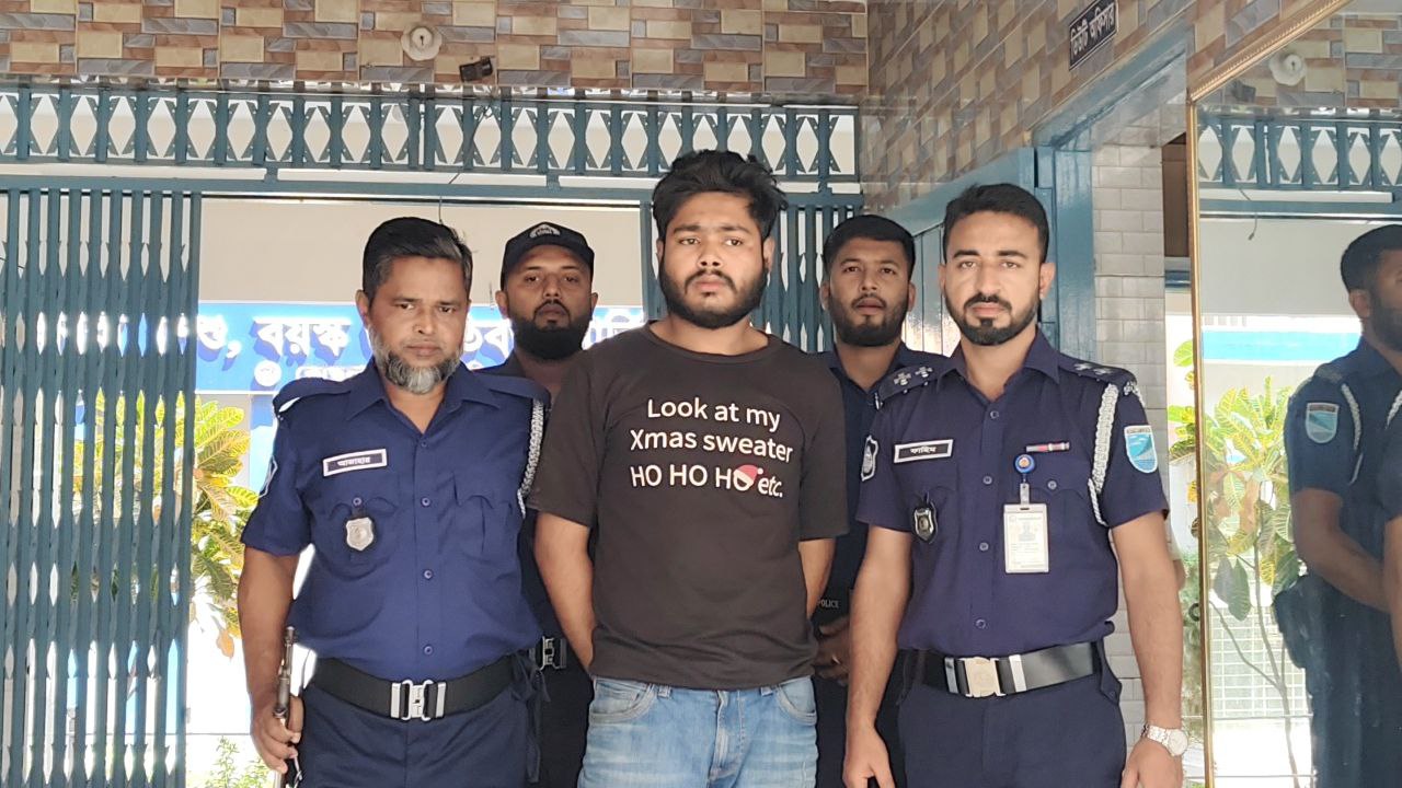 ফরিদপুরের চিকিৎসকের উপরে হামলাকারী গ্রেফতার