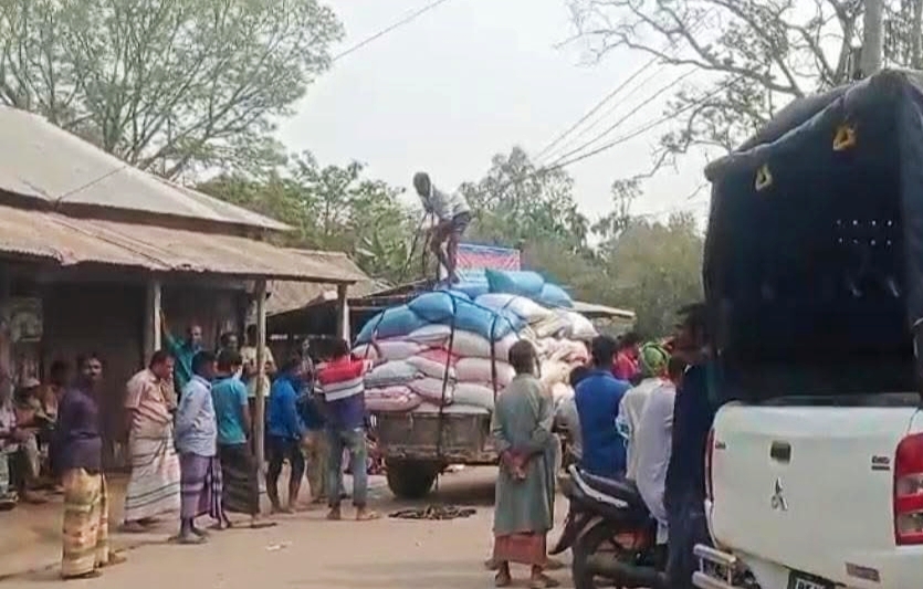 কুড়িগ্রামে ৩৮০০ কেজি ভিজিএফ চাল জব্দ
