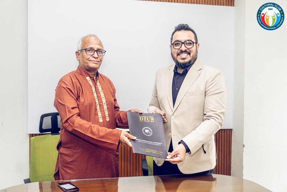 ডিআইইউ ও ক্রিয়েটিভ আইটি ইনস্টিটিউটের মধ্যে কৌশলগত অংশীদারিত্বের চুক্তি