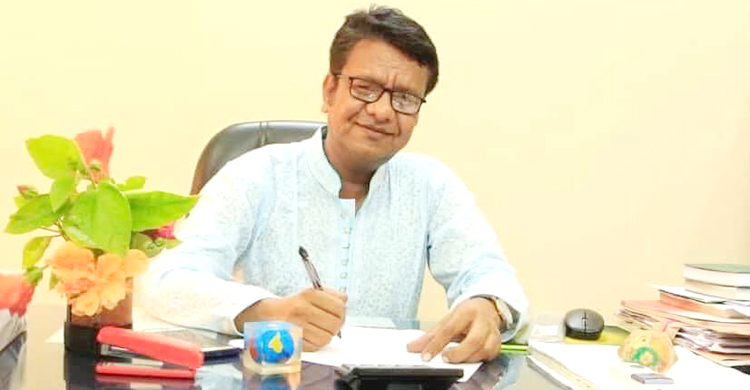 রাবি অধ্যাপক মুসতাককে ৫ বছরের জন্য বহিষ্কার