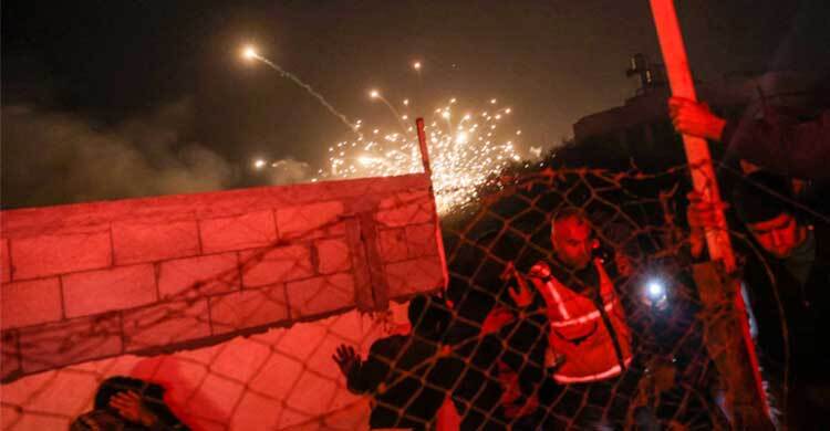 গাজা-সিরিয়ায় ইসরায়েলি হামলায় নিহত ৪৩