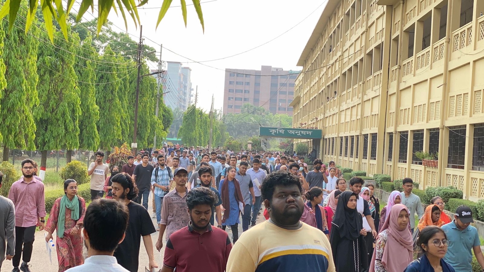 কৃষিগুচ্ছ ভর্তি পরীক্ষা সম্পন্ন, ঢাকা কেন্দ্রে উপস্থিতি ৮৫ শতাংশ