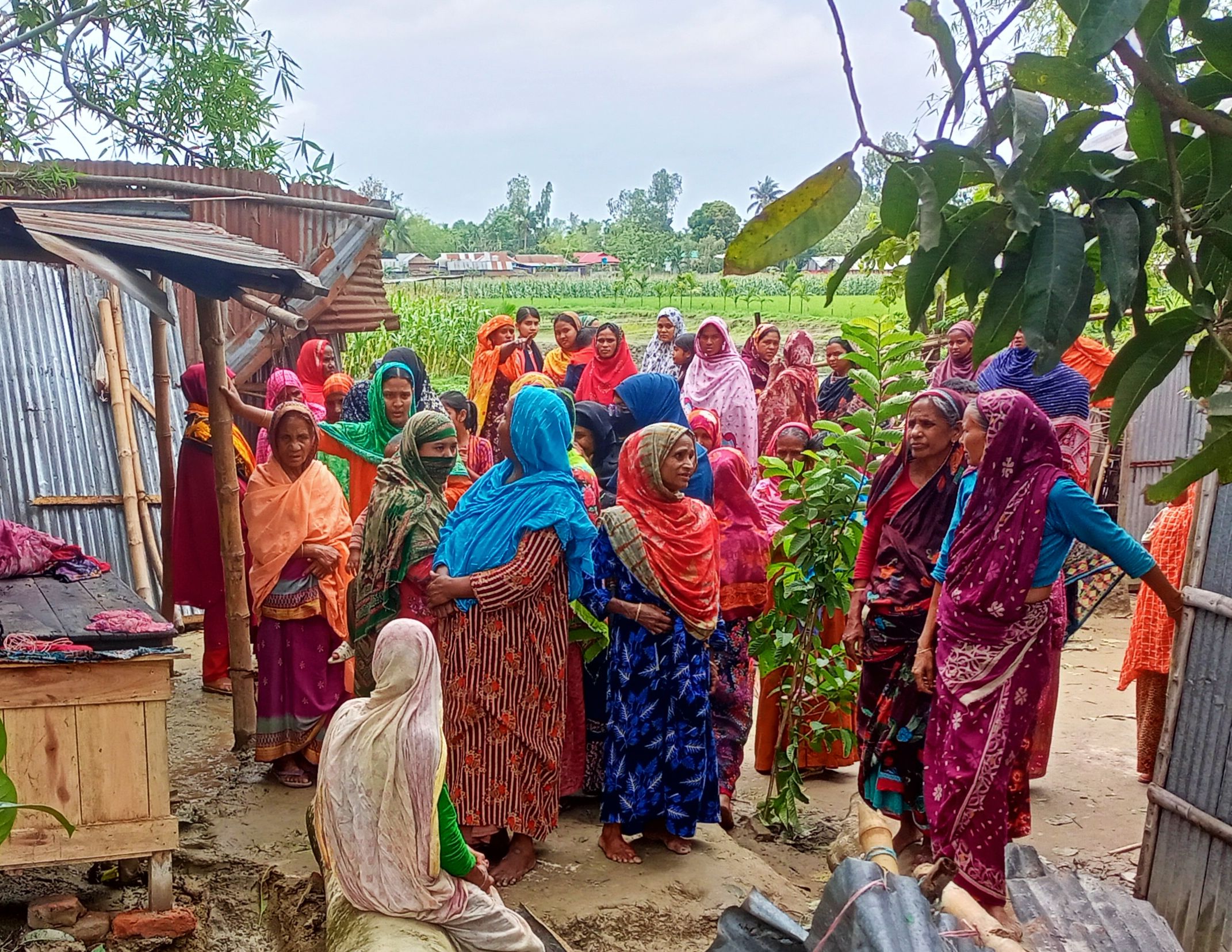 ফুলবাড়ীতে কালবৈশাখীর তাণ্ডবে নারীর মর্মান্তিক মৃত্যু