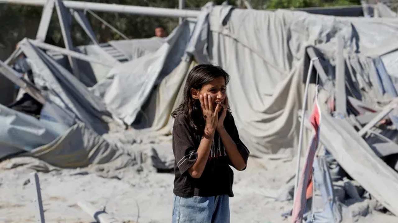 ইসরাইলি হামলায় গাজায় নিহত আরো ৩৩