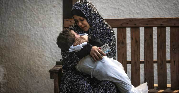 গাজায় নতুন করে হামলায় নিহত আরও ৪৫