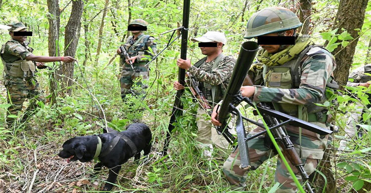 ভারতের মণিপুরে নিরাপত্তা বাহিনীর অভিযানে নিহত ১০