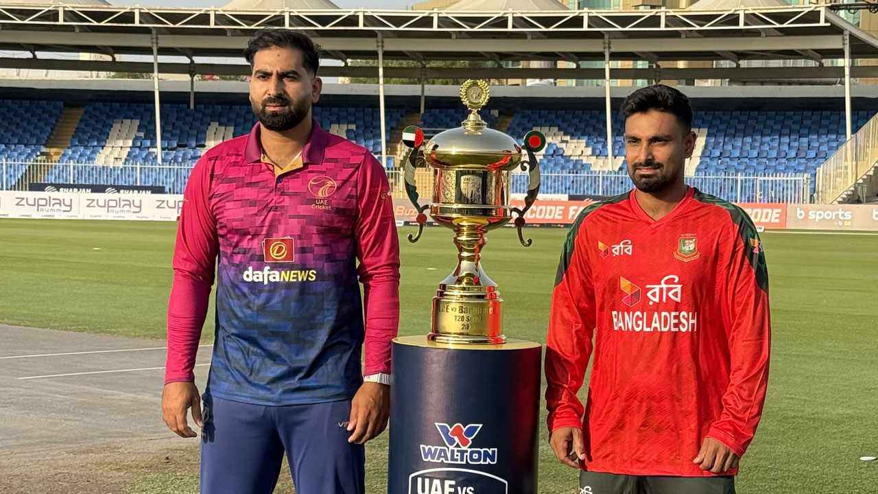 আরব আমিরাতের বিপক্ষে ব্যাটিংয়ে বাংলাদেশ