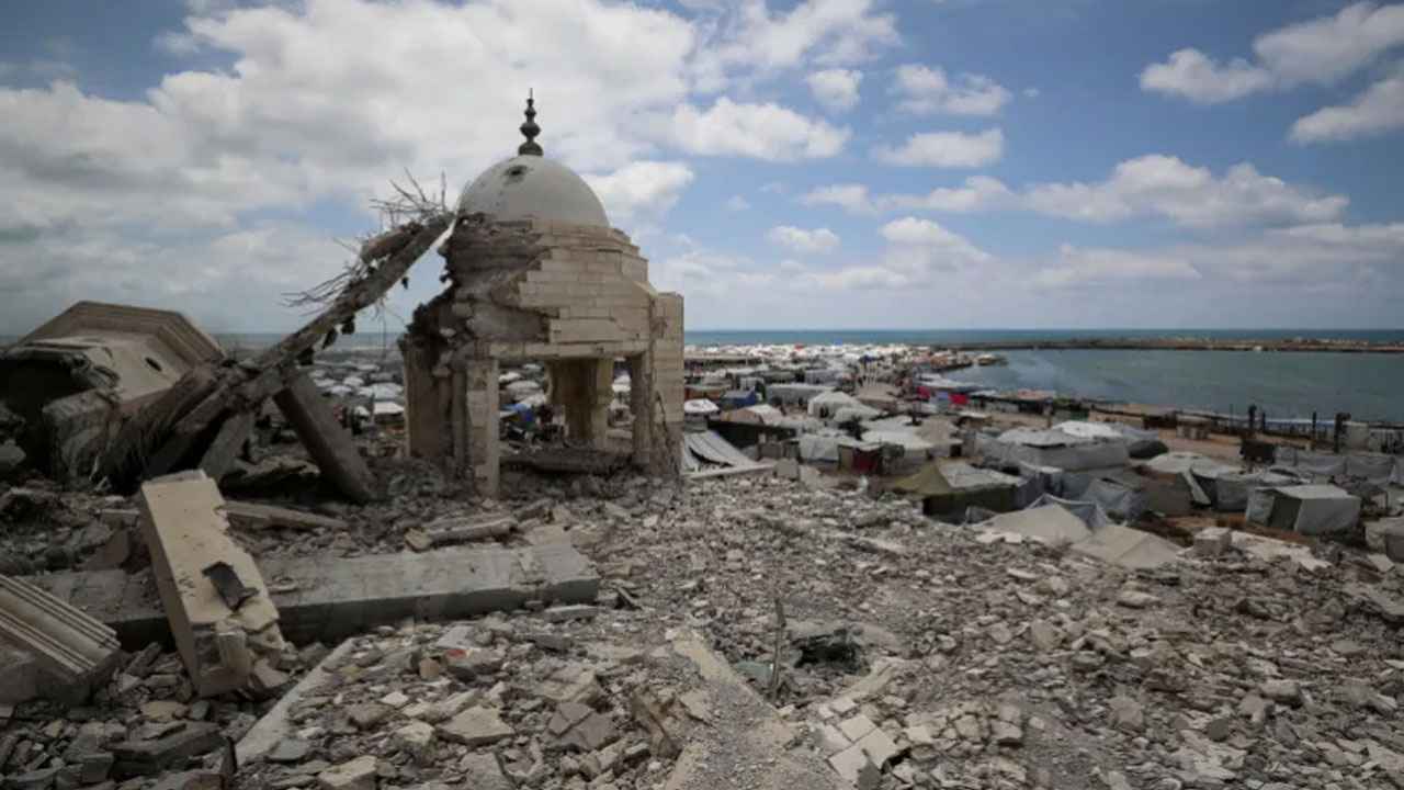 গাজায় ইসরায়েলি হামলায় ৮৫ ফিলিস্তিনি নিহত