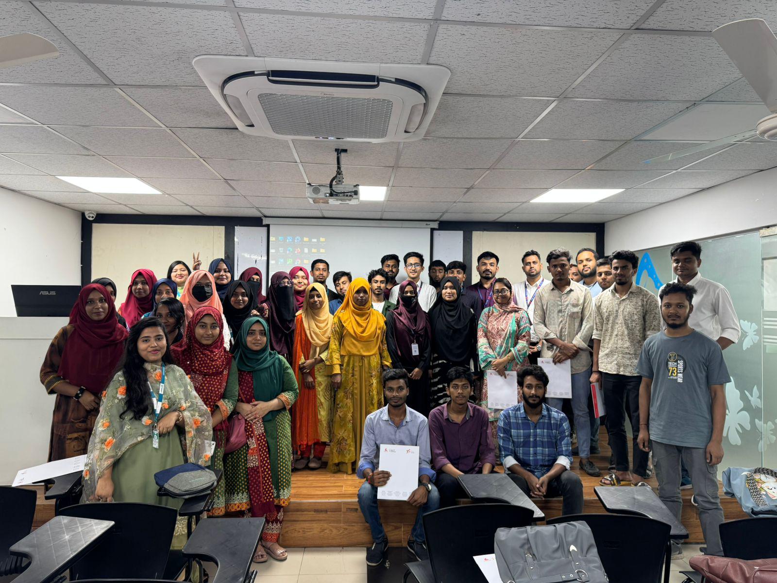 তিতুমীর কলেজ আইটি সোসাইটির ইন্ডাস্ট্রিয়াল ট্যুর অনুষ্ঠিত